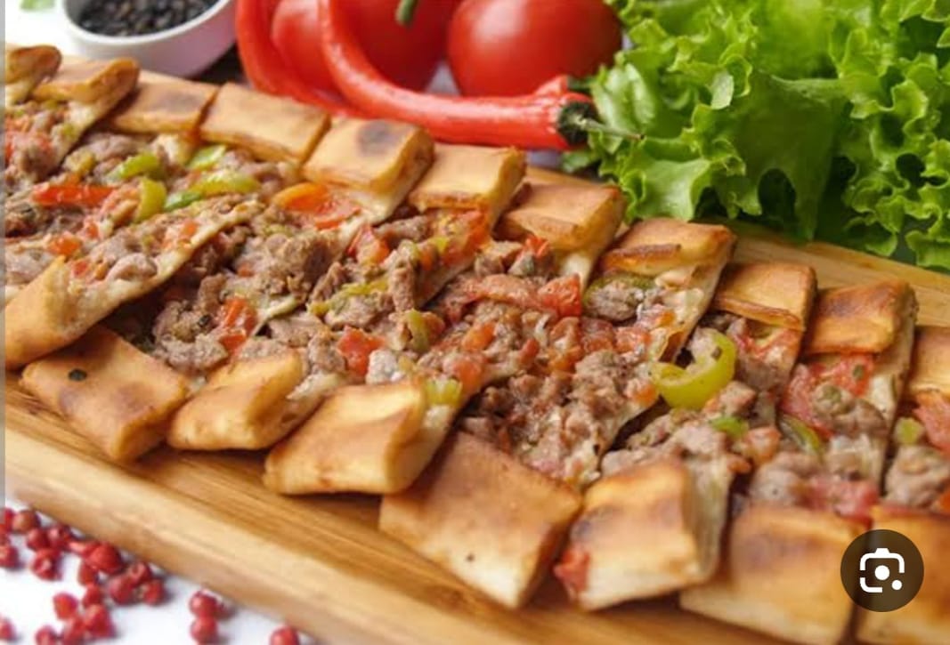 KUŞBAŞILI PIDE